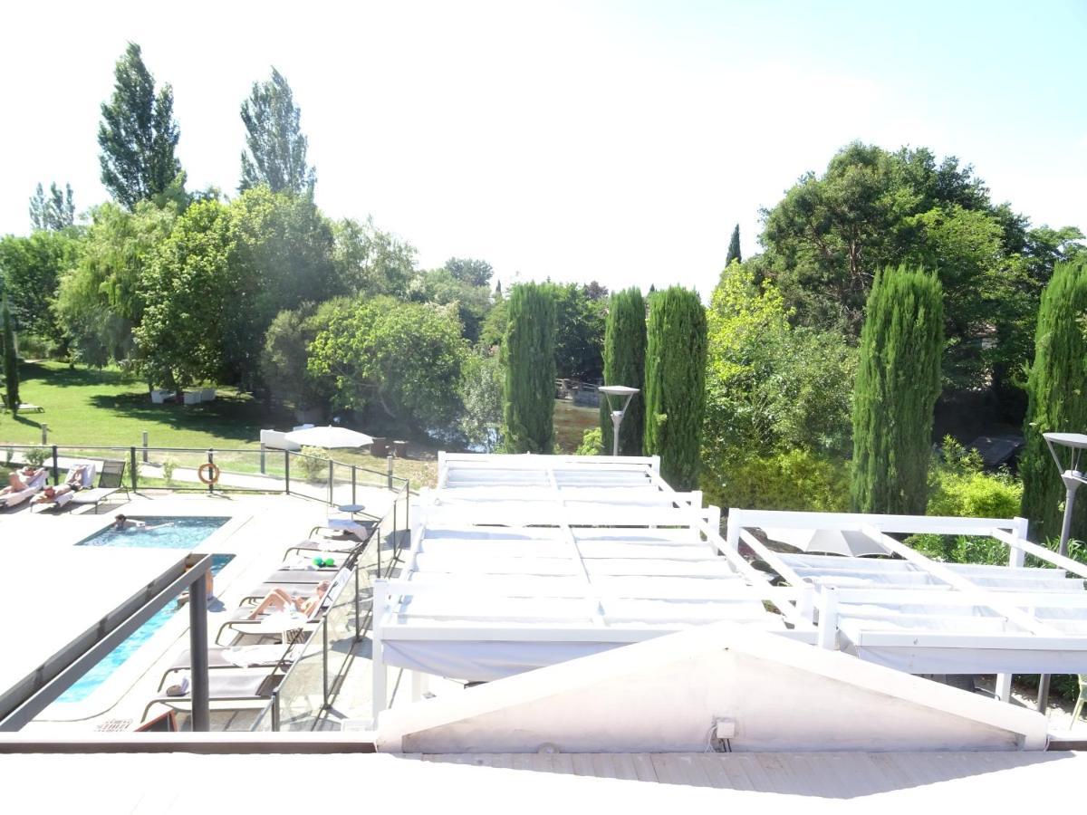 Sowell Hotels Domaine De La Petite Isle LʼIsle-sur-la-Sorgue Exteriér fotografie